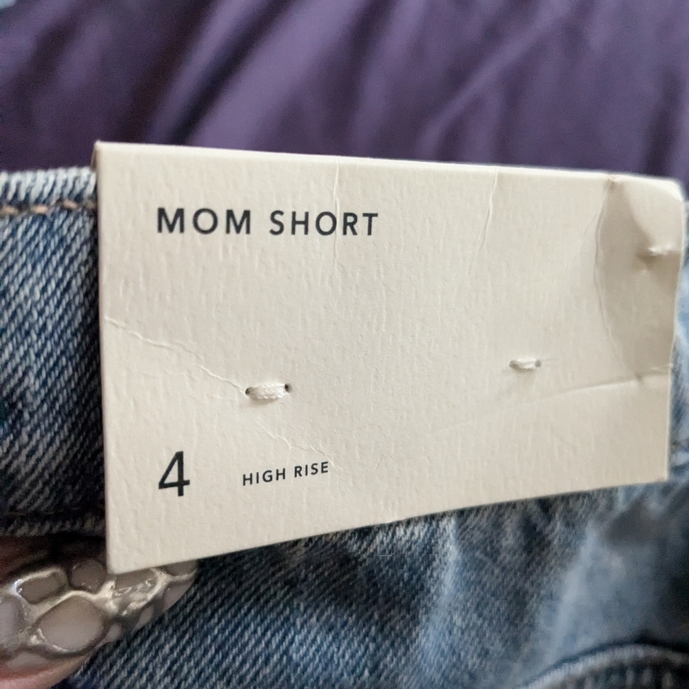 American Eagle High Rise Mom Shorts | Size 4 | NWT - Picture 4 of 4